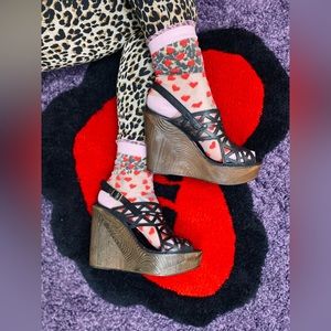 Leather Cutout Summer Wedges